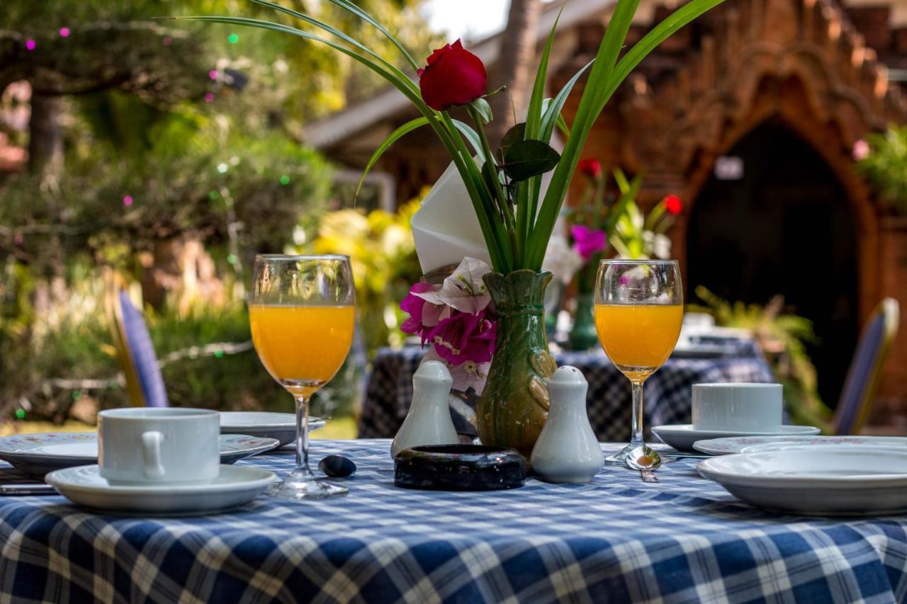 Lawkanat Hotel Bagan Ngoại thất bức ảnh